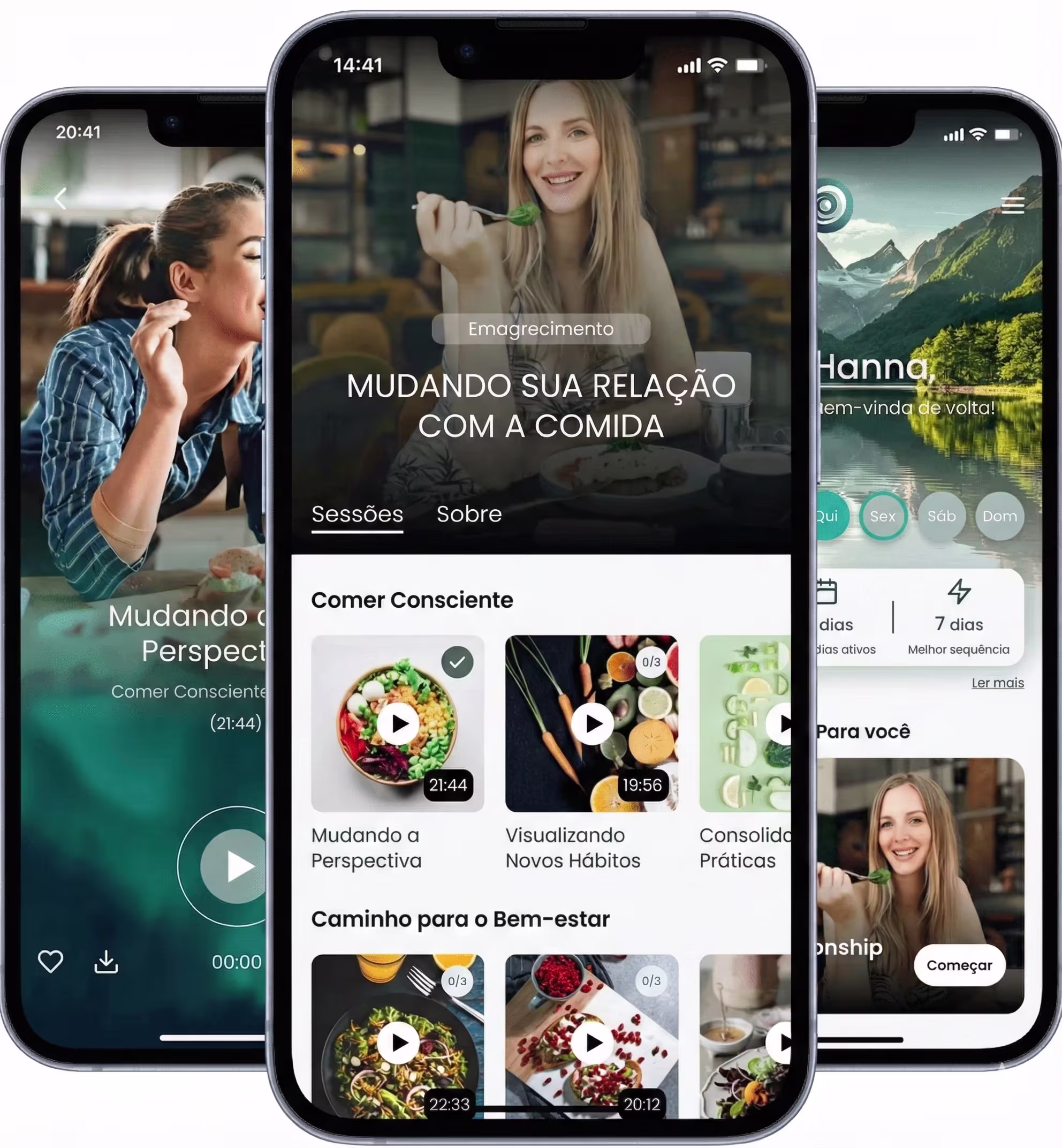 Mulher ouvindo áudio com fones, relaxada